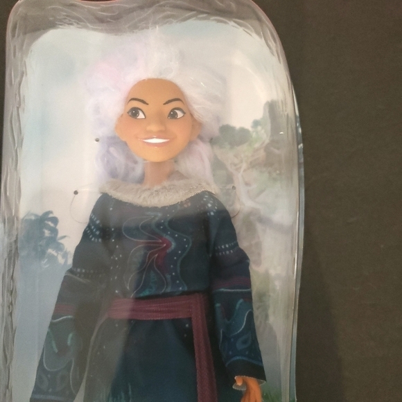 New Sealed DISNEY Raya And The Last Dragon 10" Sisu Doll & 6" Sisu Doll - Picture 3 of 8